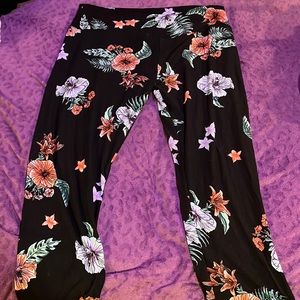 Flower leggings